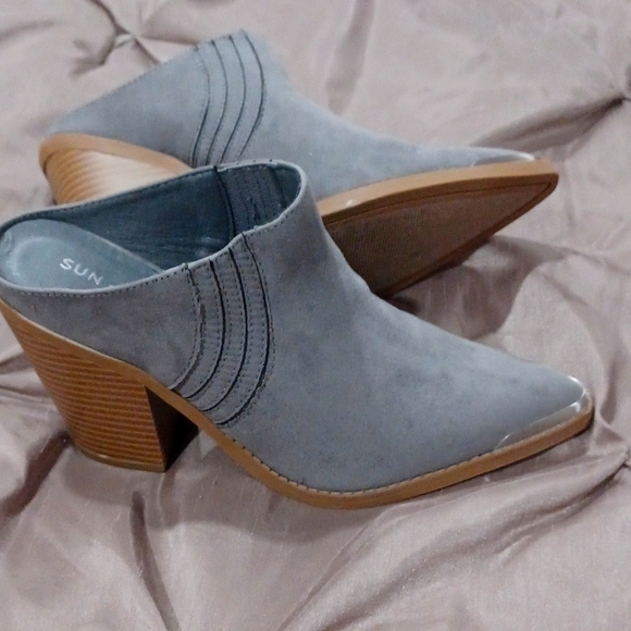 Sun + Stone - Picture 2 of 4